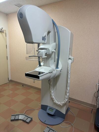 Breast X-ray imaging apparatus 1