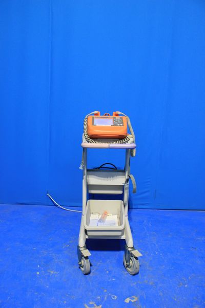 Defibrillator 2