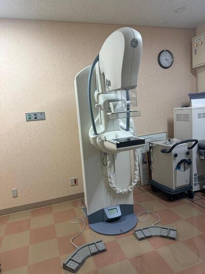 Breast X-ray imaging apparatus 2