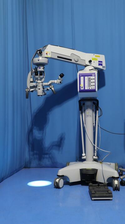 Operation Room Microscope 2