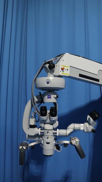 Operation Room Microscope 3