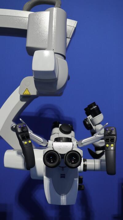 Operation Room Microscope 3