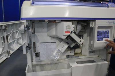 Fully automatic packing machine 4