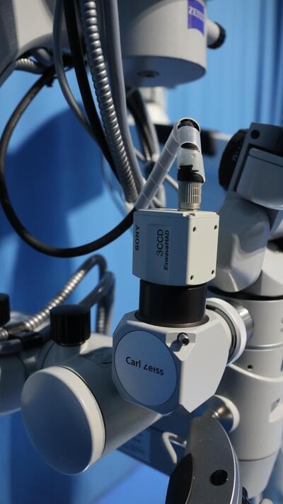 Operation Room Microscope 4