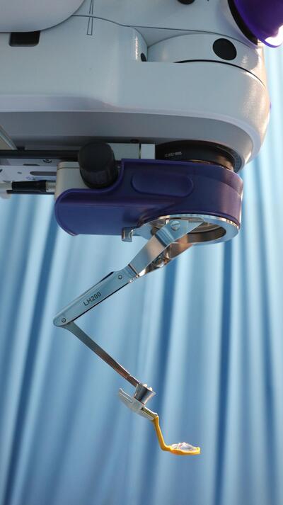 Operation Room Microscope 7